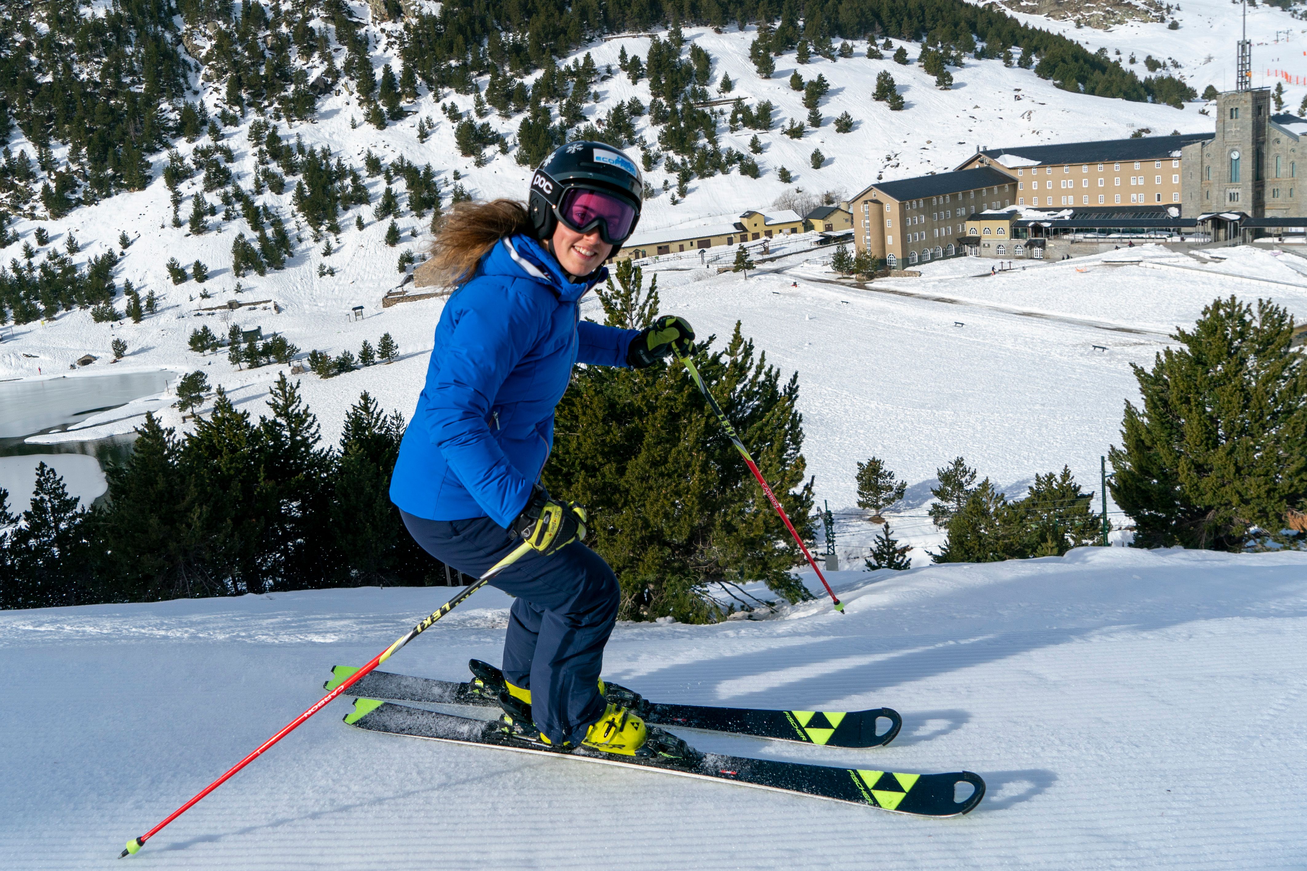 QUÉ ROPA LLEVAR PARA ESQUIAR POR PRIMERA VEZ, Cómo vestir para ir a la  nieve